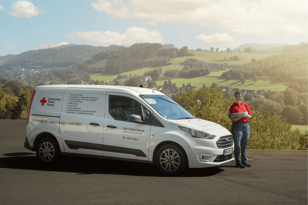 Auto DRK-Menüservice Auto des DRK-Menüservice. Szene: DRK Soziale Dienste Meschede